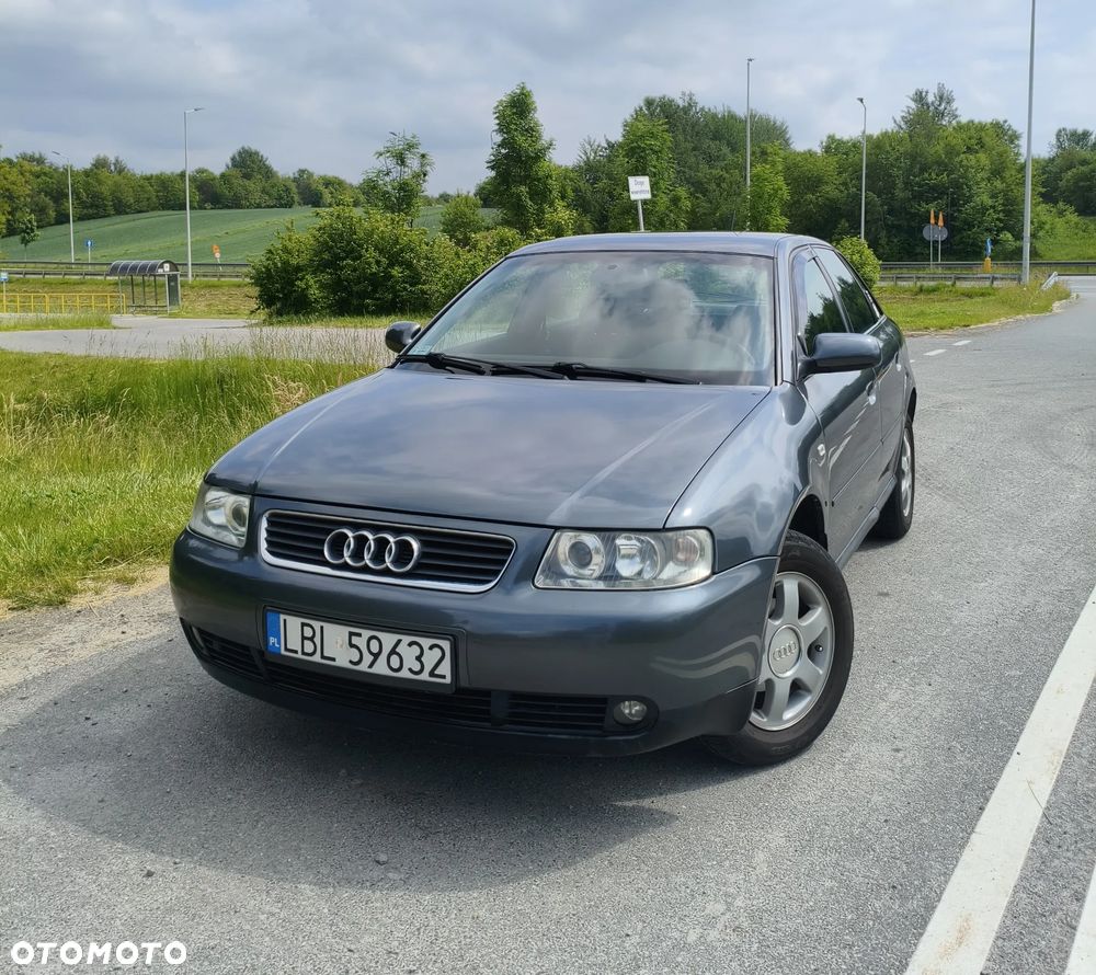 Audi A3 Sportback 1.6 Ambiente - 1