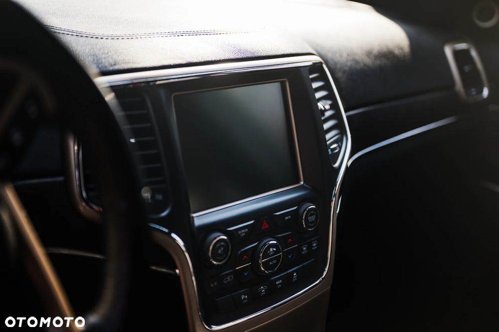 Jeep Grand Cherokee 3.0 CRD Overland Summit - 14