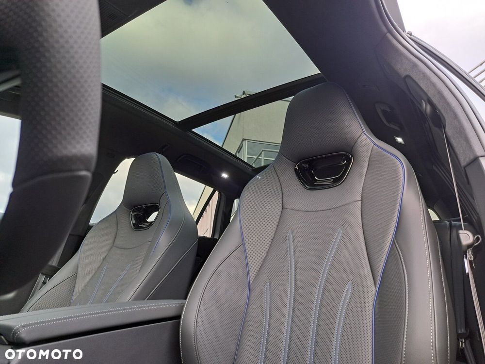 Volkswagen Passat 2.0 TSI 4Mot R-Line Plus DSG - 33