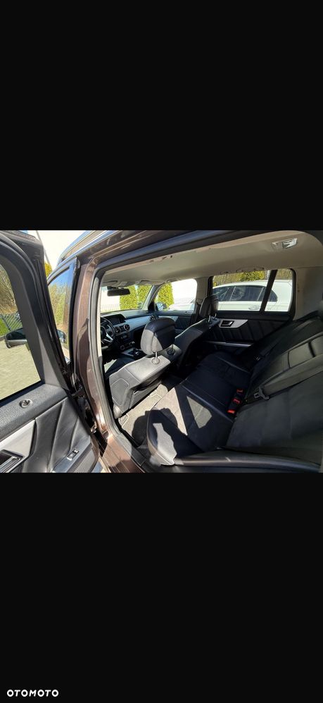 Mercedes-Benz GLK 220 CDI (BlueEFFICIENCY) - 8