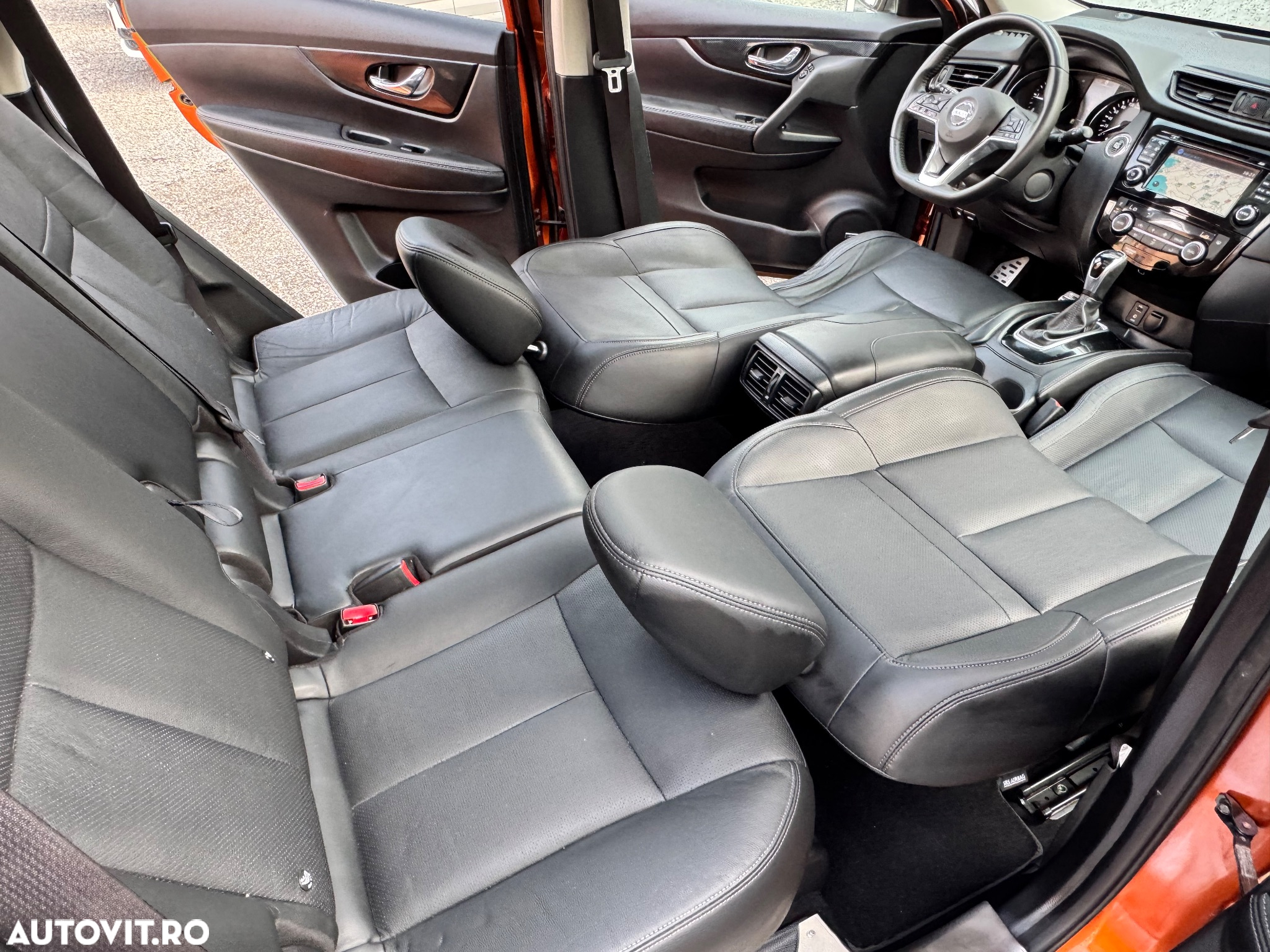 Nissan X-Trail 2.0 dCi ALL-MODE 4x4i Xtronic Tekna - 24
