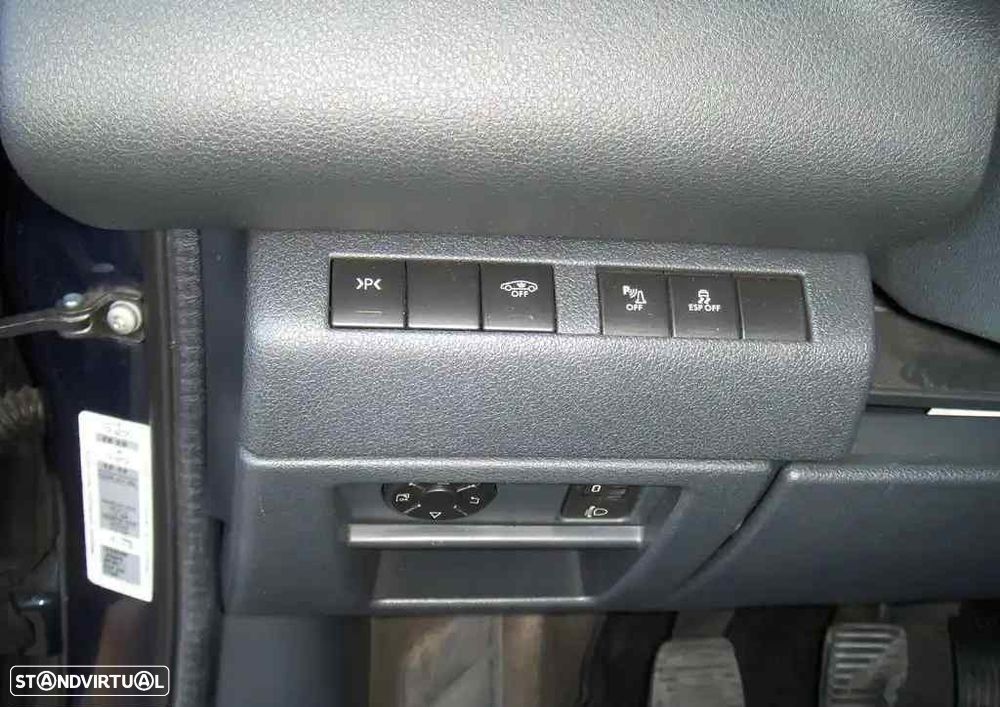 Peugeot 5008 1.6 HDi 5L Allure J17 - 13