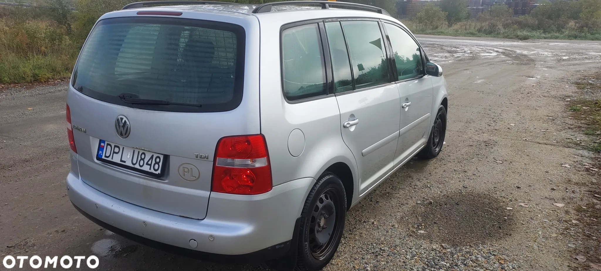 Volkswagen Touran 1.9 TDI Highline - 9