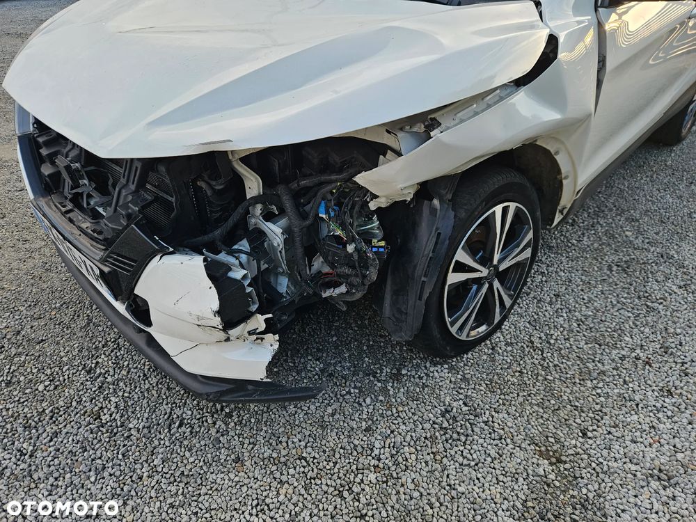 Nissan Qashqai 1.5 dCi DCT TEKNA - 5