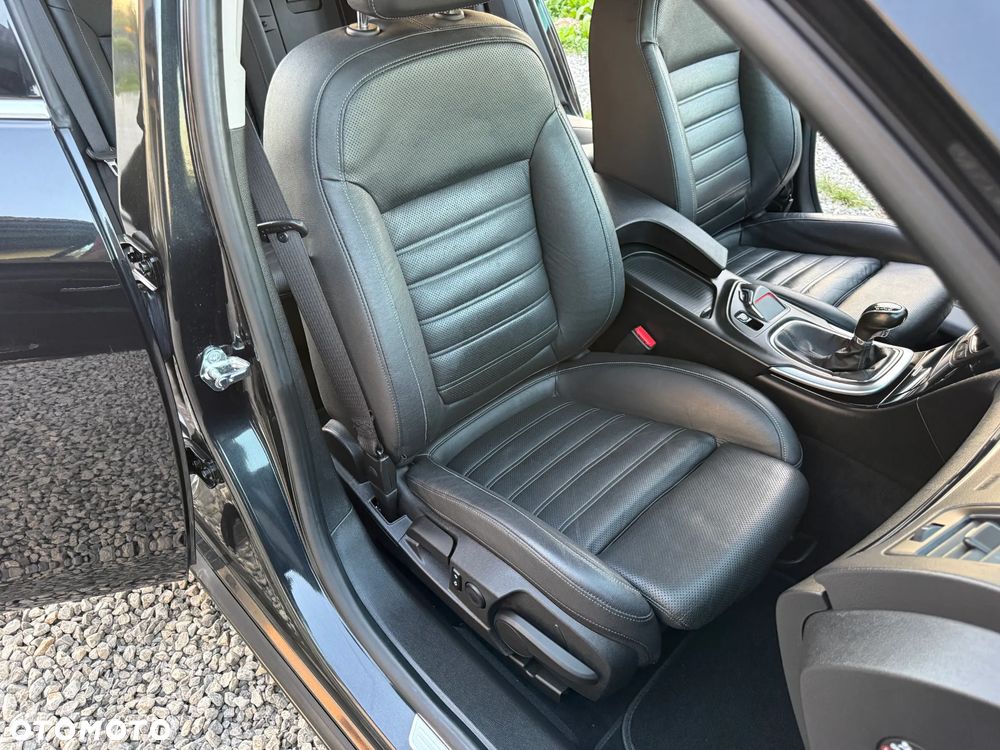 Opel Insignia 2.0 CDTI Cosmo ecoFLEX S&S - 22