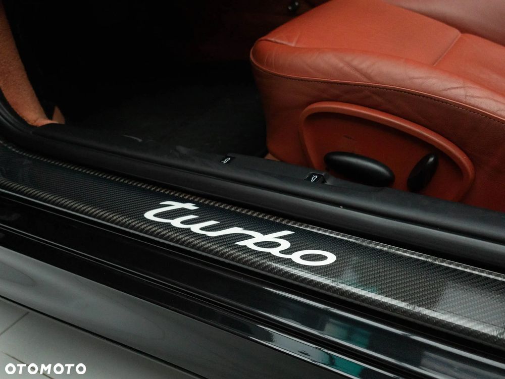 Porsche 911 - 34