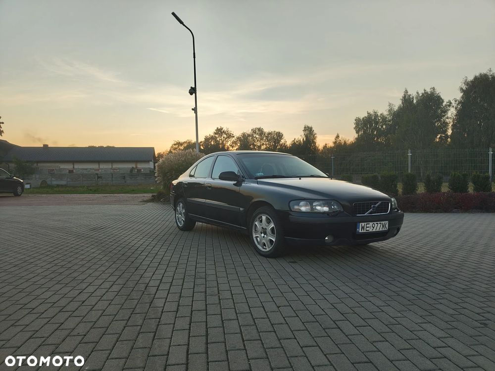 Volvo S60 2.4 T - 1