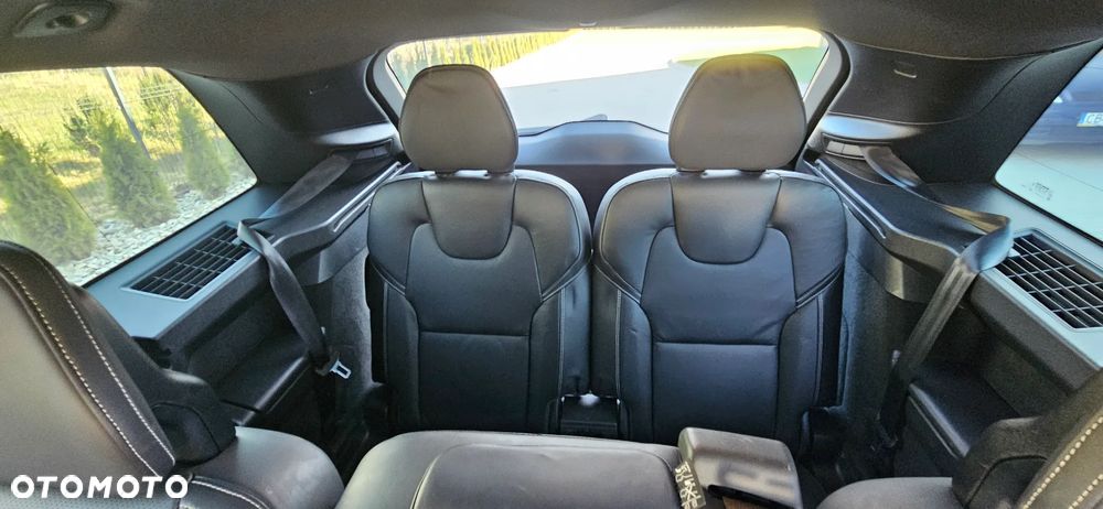 Volvo XC 90 B5 D AWD R-Design 7os - 24