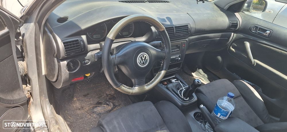 VW Passat 1.9 TDi - 6