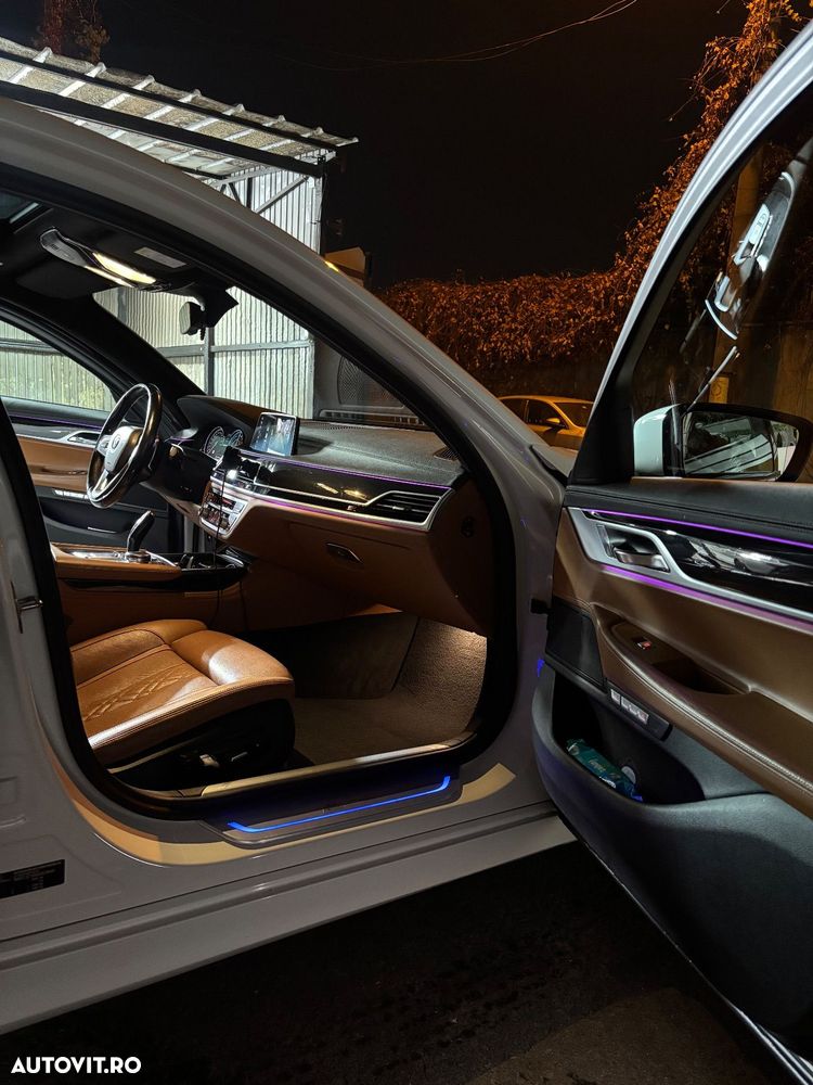 BMW Seria 7 740Le xDrive iPerformance - 14