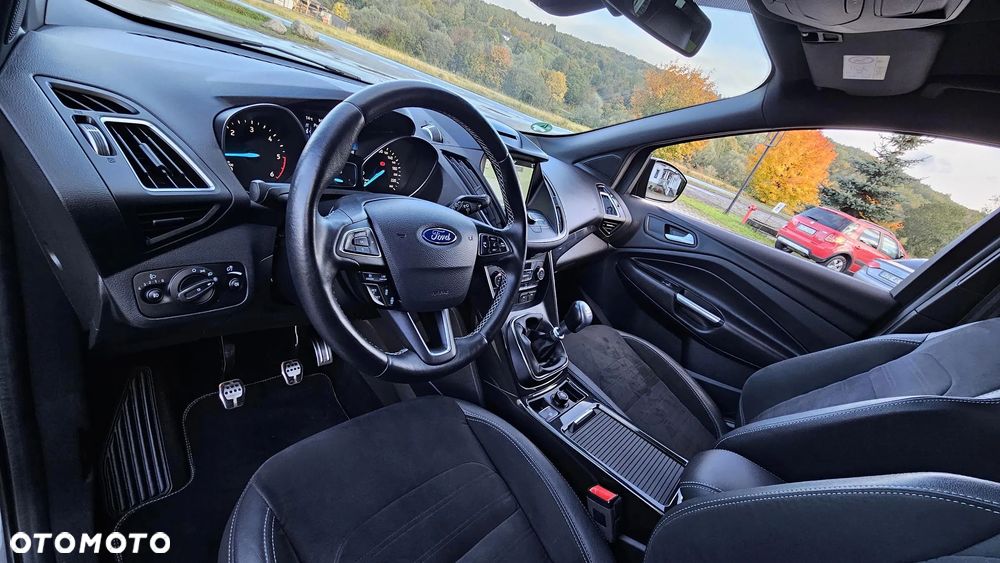 Ford Kuga 2.0 TDCi 4x4 ST-Line - 20