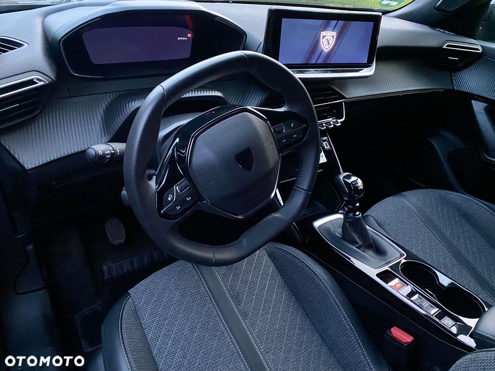 Peugeot 2008 1.2 PureTech Allure S&S - 14