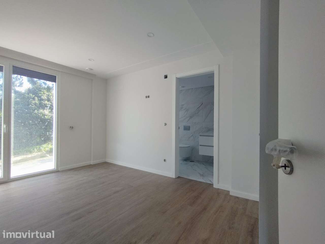 APARTAMENTO T3 NOVO a 30 minutos de Lisboa! Piscina na Cobertura! - Grande imagem: 5/26