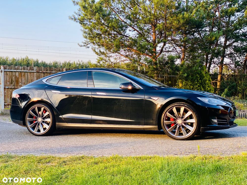Tesla Model S Performance - 9