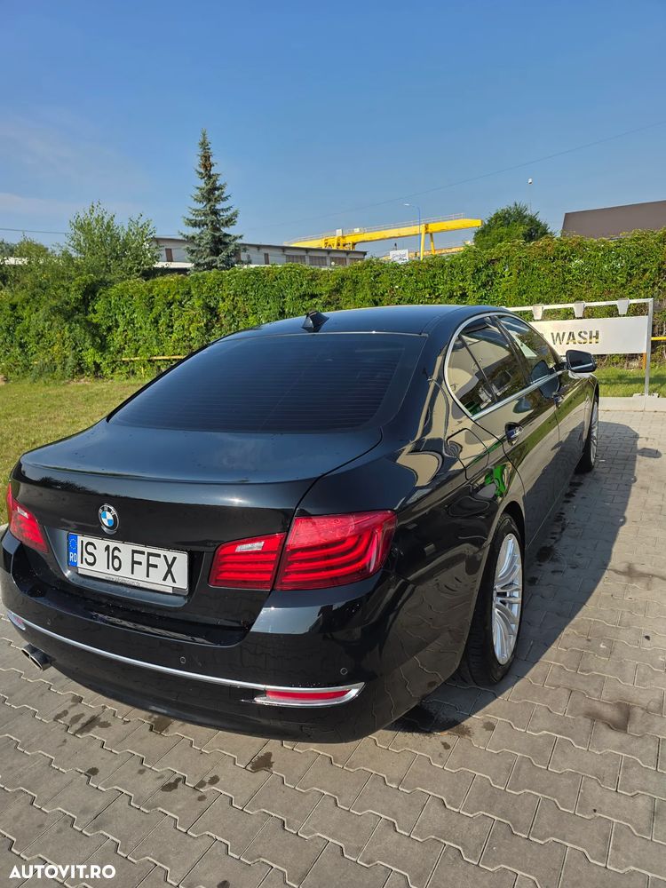 BMW Seria 5 520d Aut. Luxury Line - 5