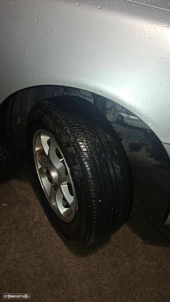 Hyundai Accent 1.3 Miles - 6