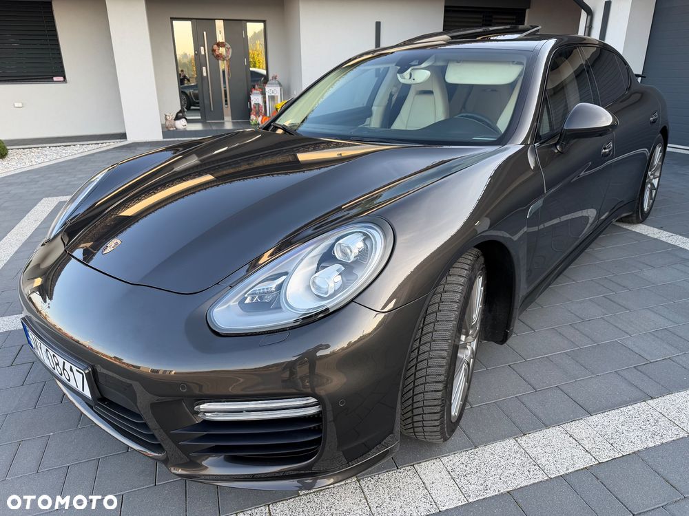 Porsche Panamera Turbo Executive - 2