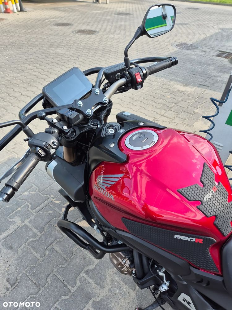 Honda CB - 8