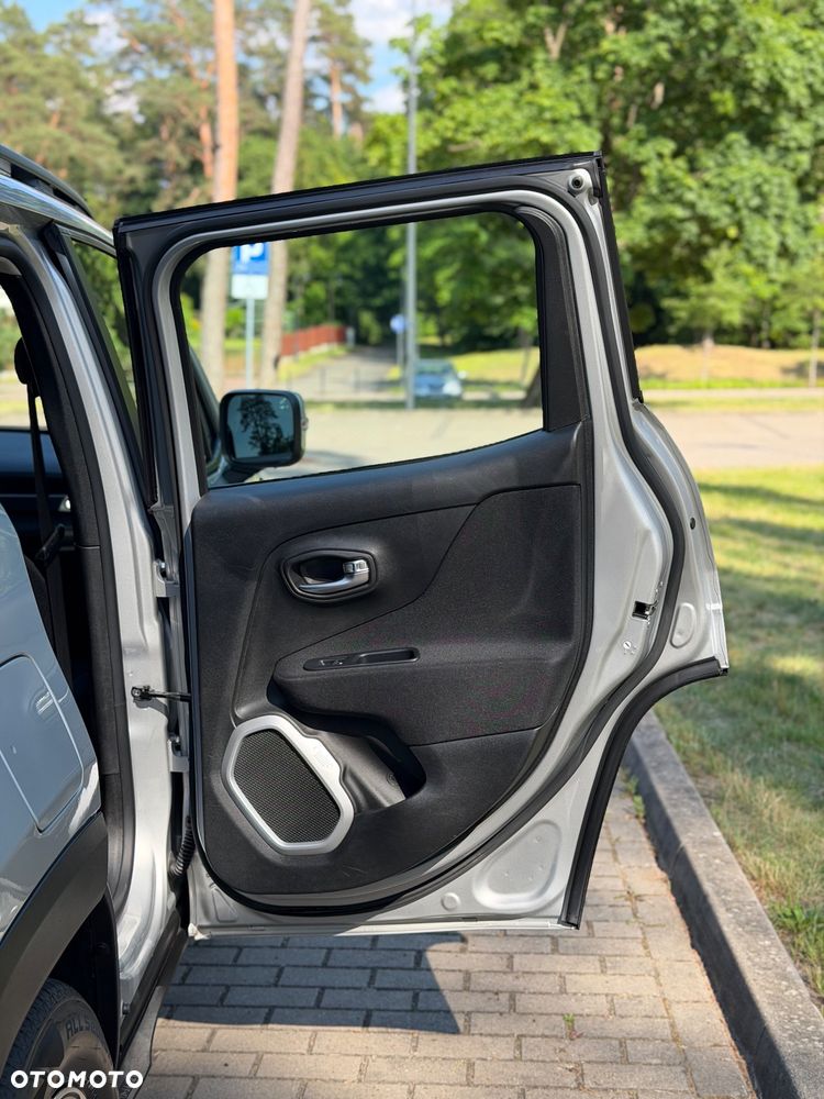 Jeep Renegade 1.4 MultiAir Longitude - 11