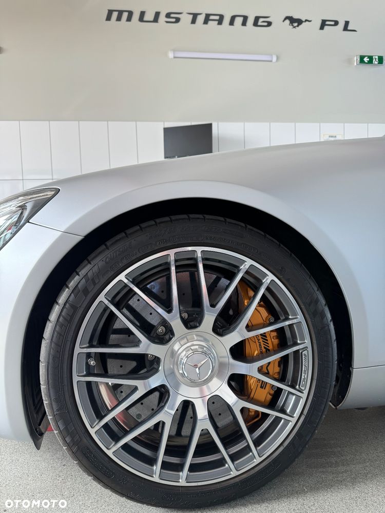 Mercedes-Benz AMG GT S - 32
