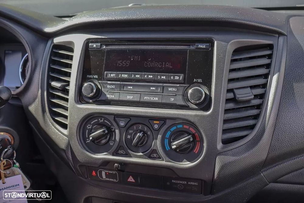 Mitsubishi L200 2.3 DI-D Club Invite Strakar Look 4WD - 17