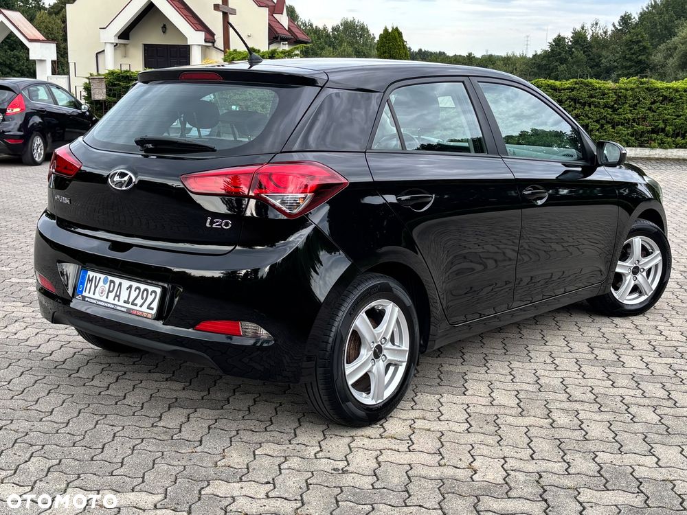 Hyundai i20 blue 1.2 Classic - 4