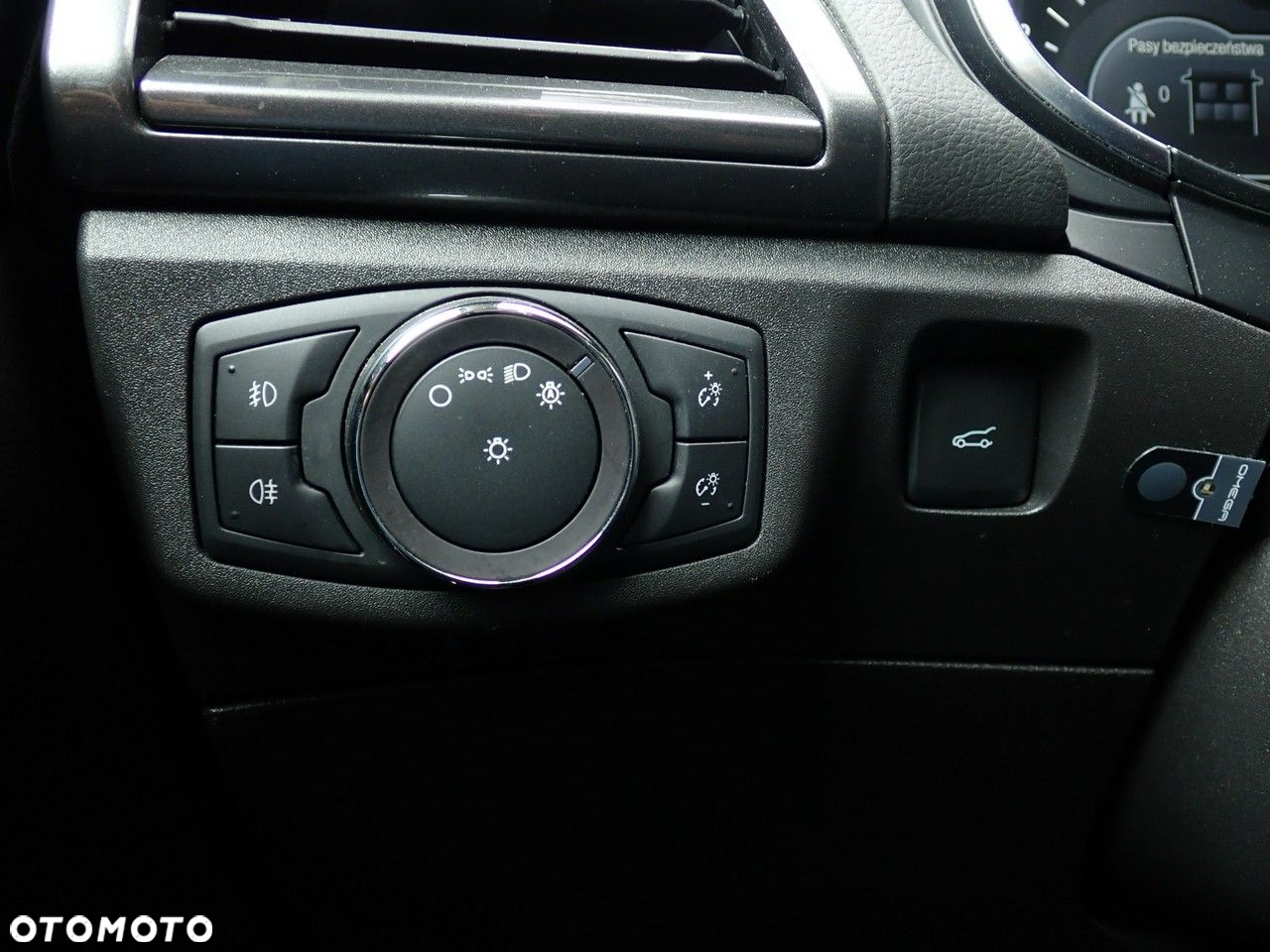 Ford Mondeo - 25