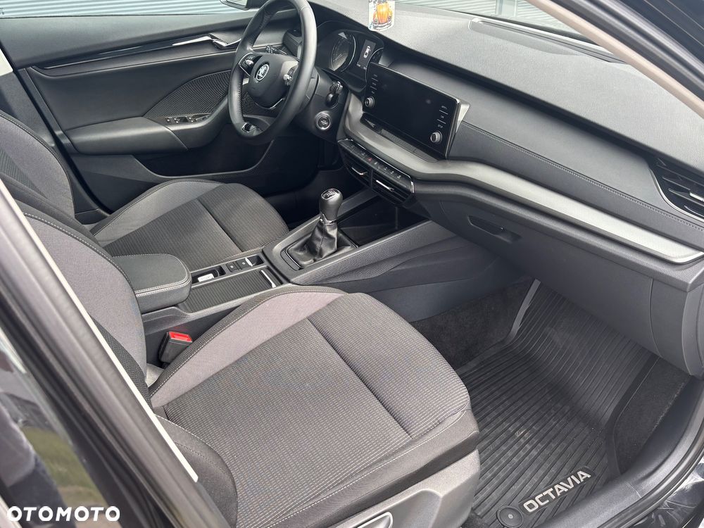 Skoda Octavia 2.0 TDI Ambition - 17