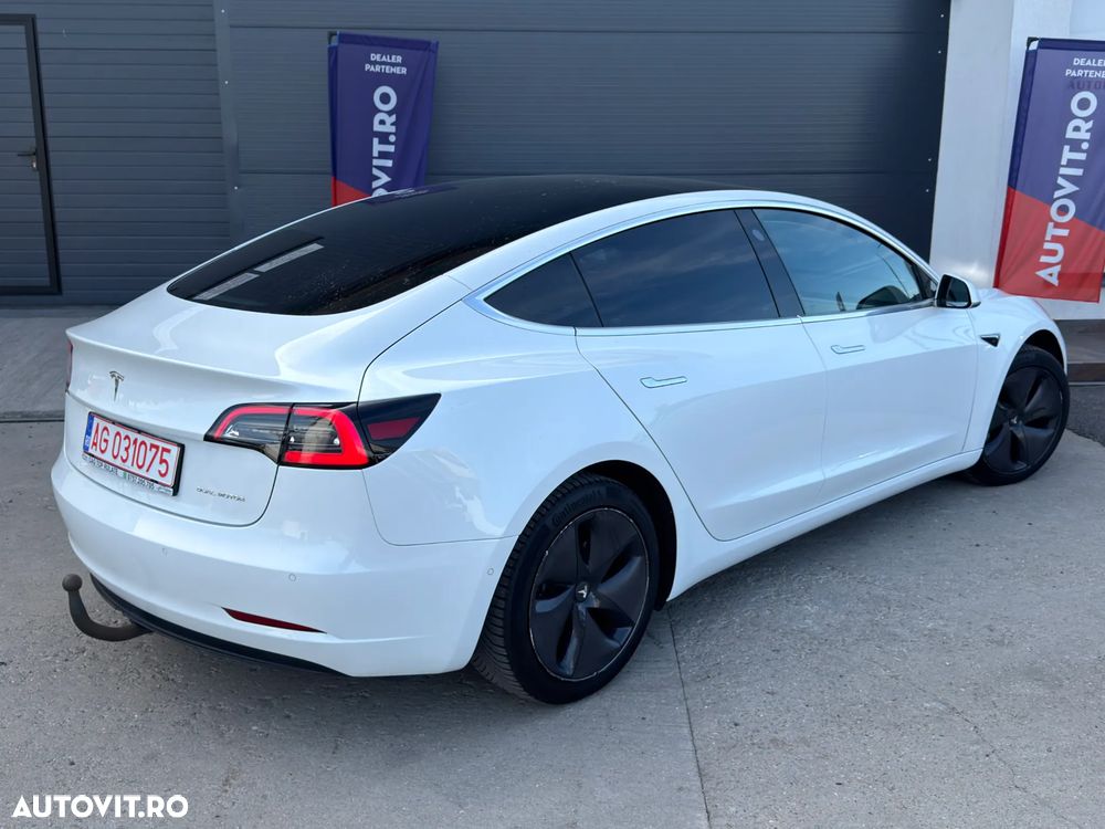 Tesla Model 3 - 13