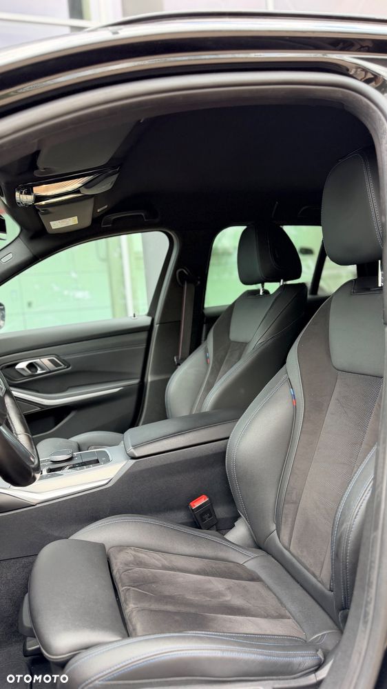 BMW Seria 3 330d xDrive MHEV Sport Line - 20