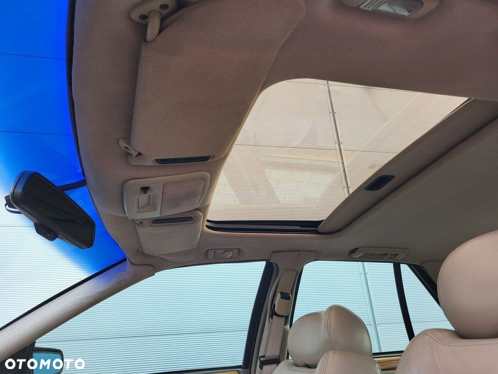 Cadillac Seville - 37