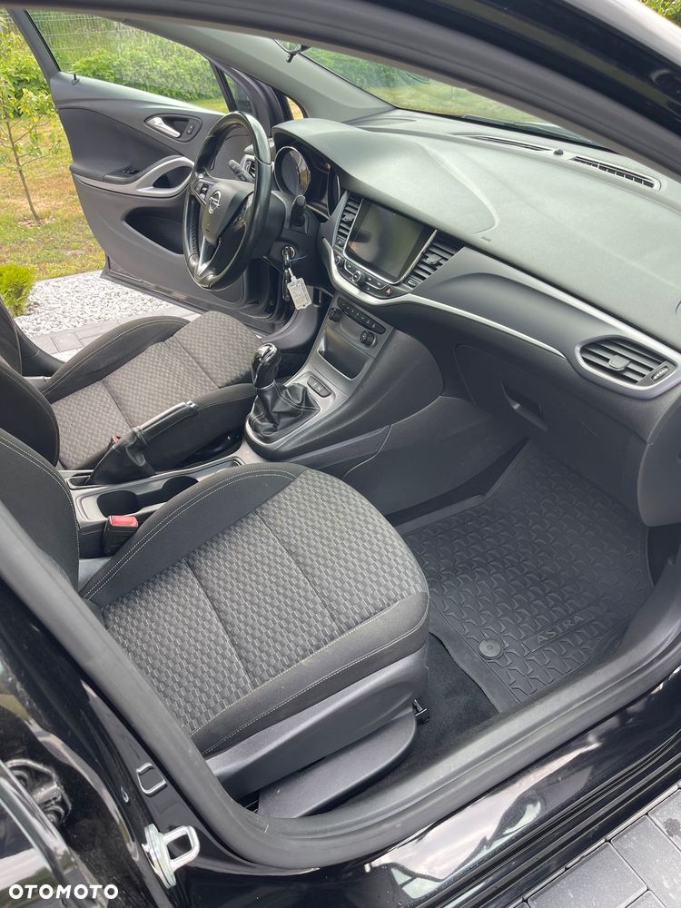 Opel Astra - 10