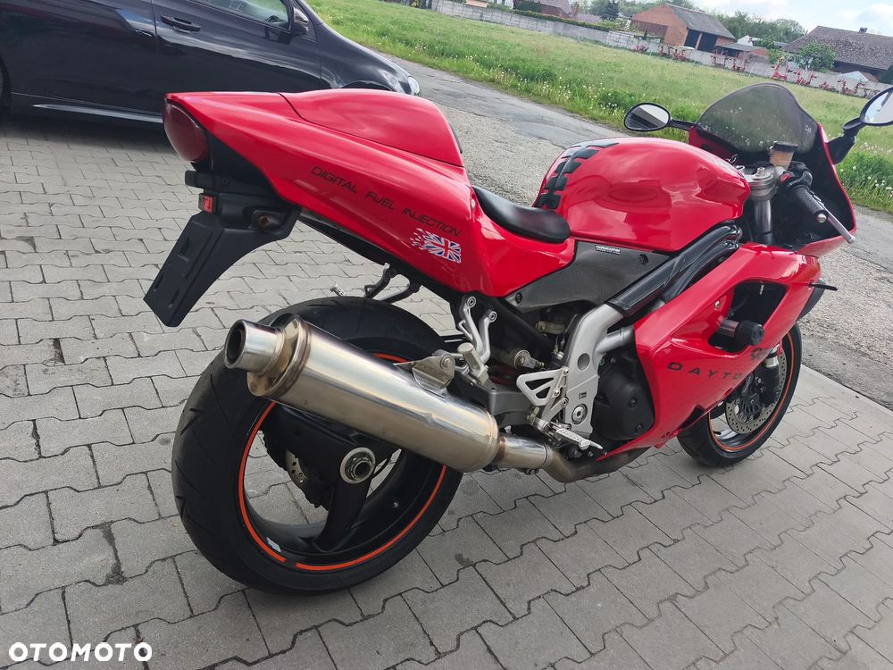 Triumph Daytona - 6
