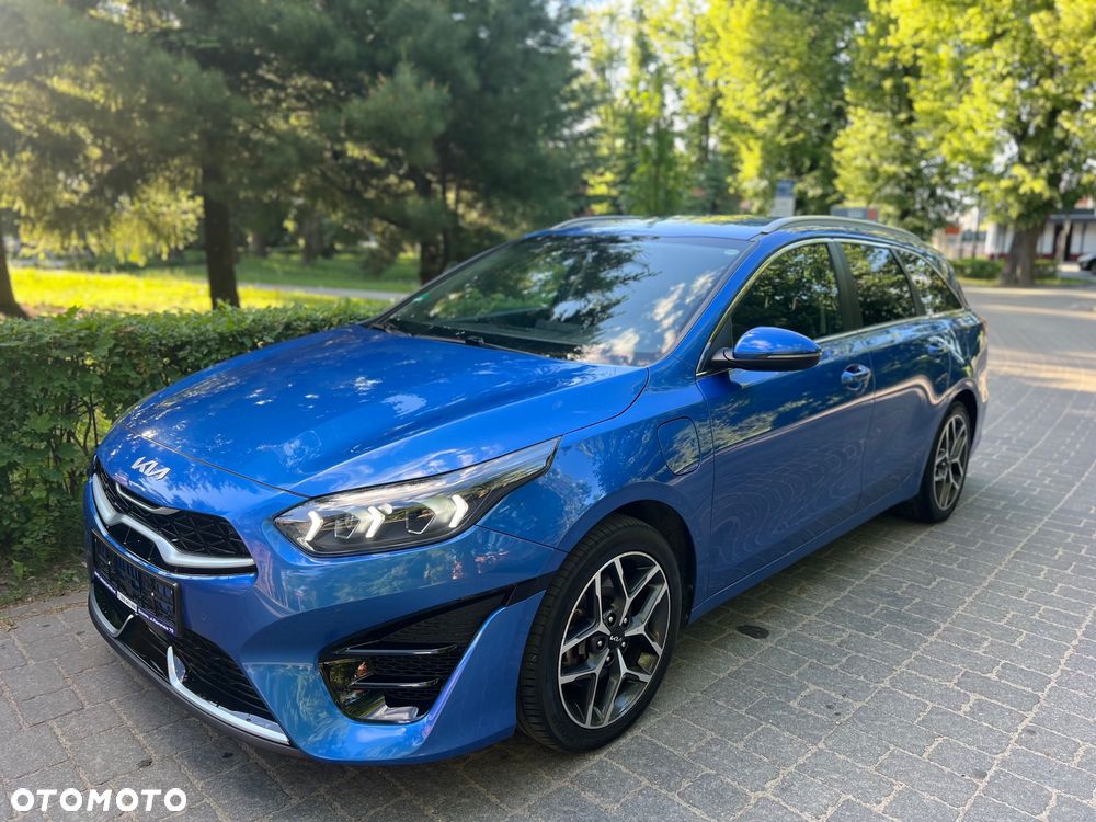 Kia Ceed 1.6 GDI DCT OPF Platinum Edition - 30