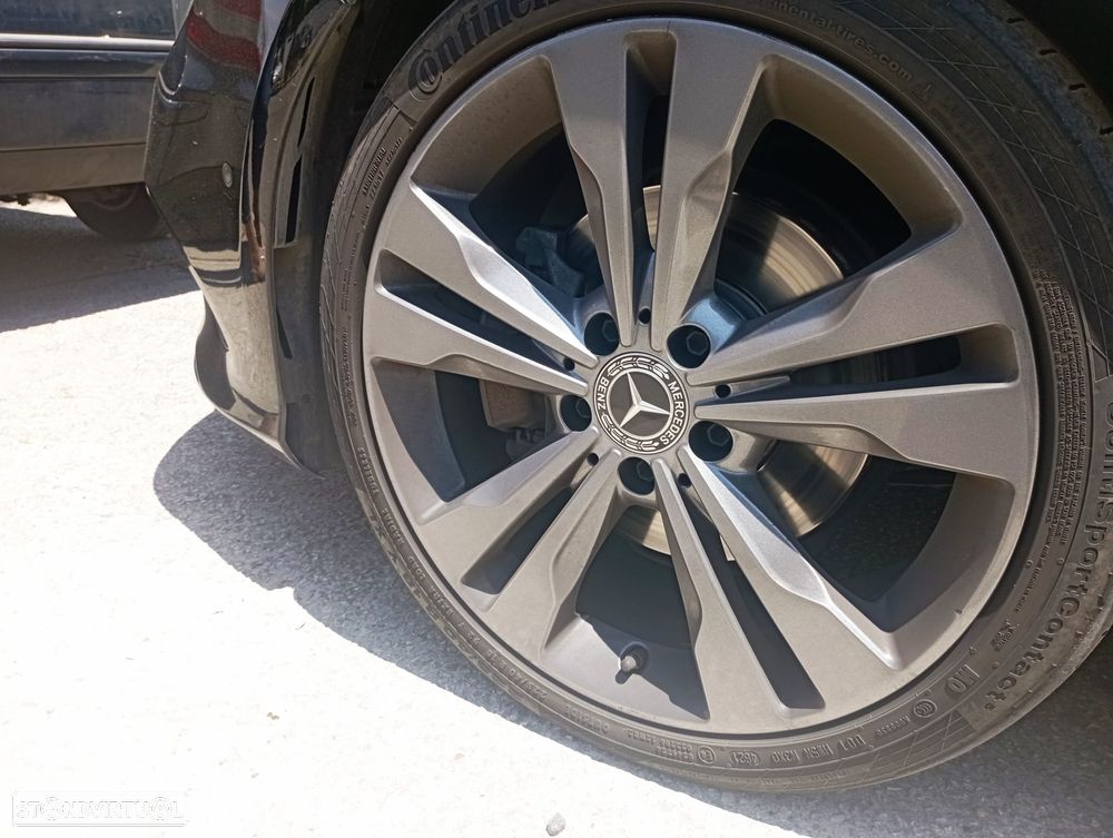 Mercedes-Benz CLA 200 d 7G-DCT UrbanStyle Edition - 4