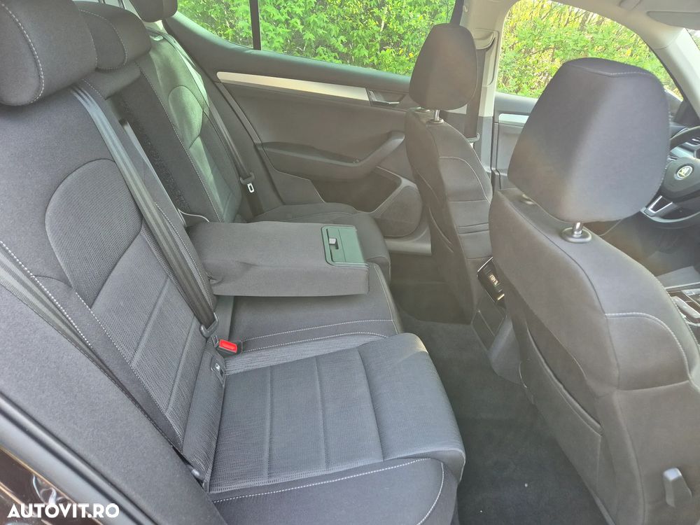 Skoda Superb 1.6 TDI DSG Style - 13