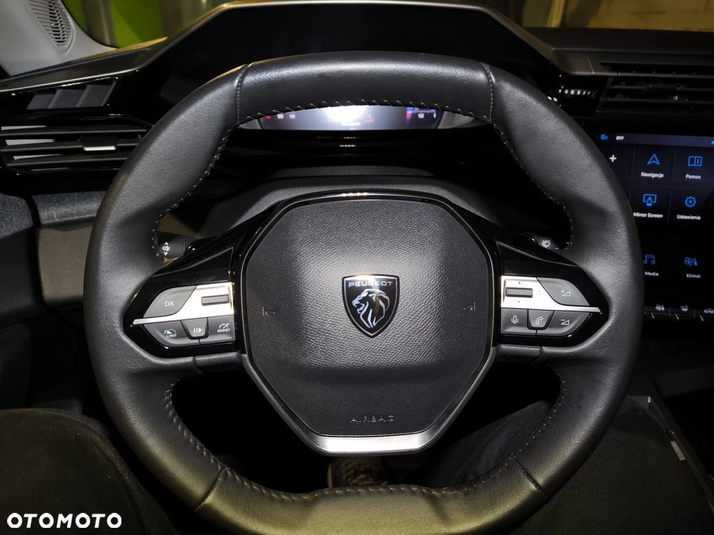 Peugeot 408 1.2 PureTech Allure S&S EAT8 - 18