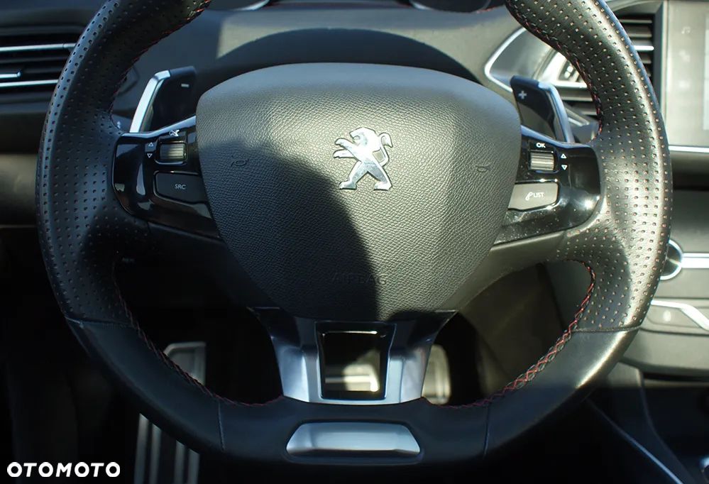 Peugeot 308 1.2 PureTech GPF GT S&S EAT8 - 14