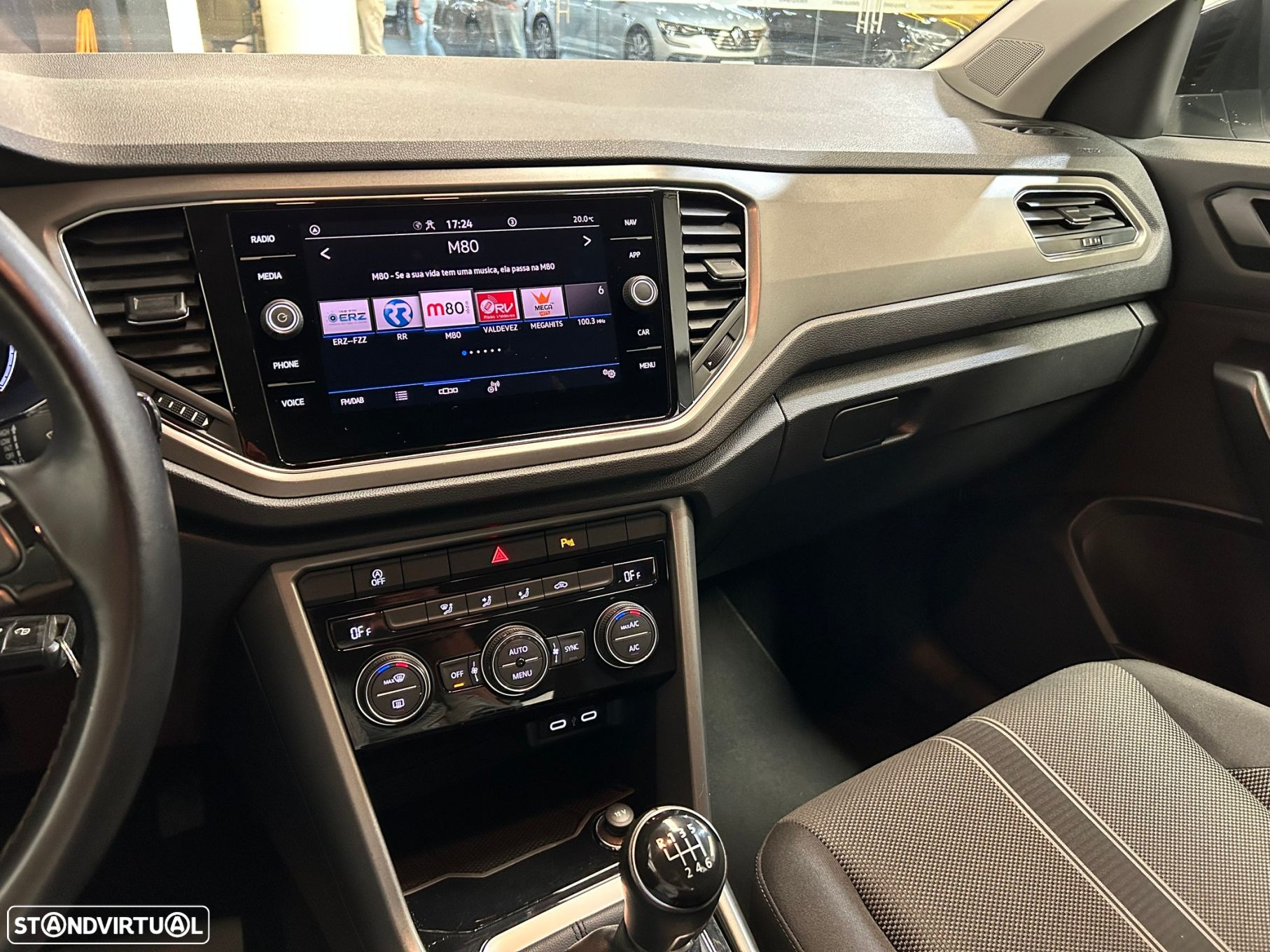 VW T-Roc 1.0 TSI Style - 24