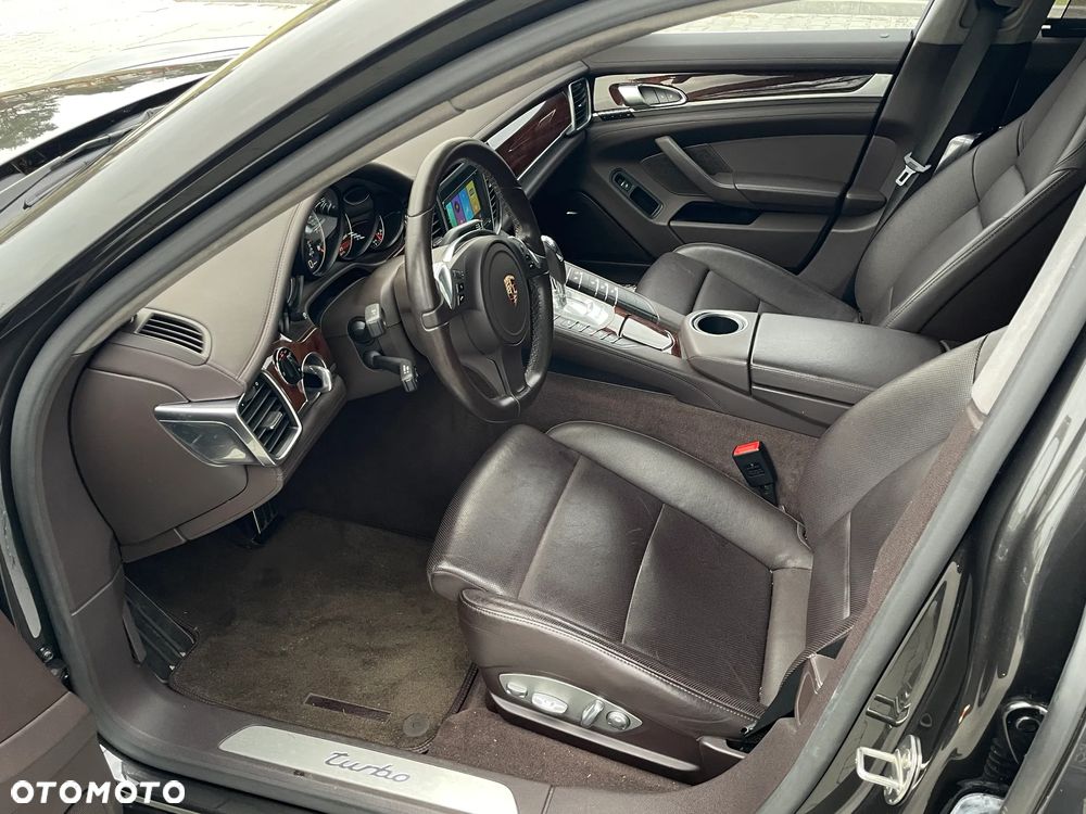 Porsche Panamera Turbo Executive PDK - 9