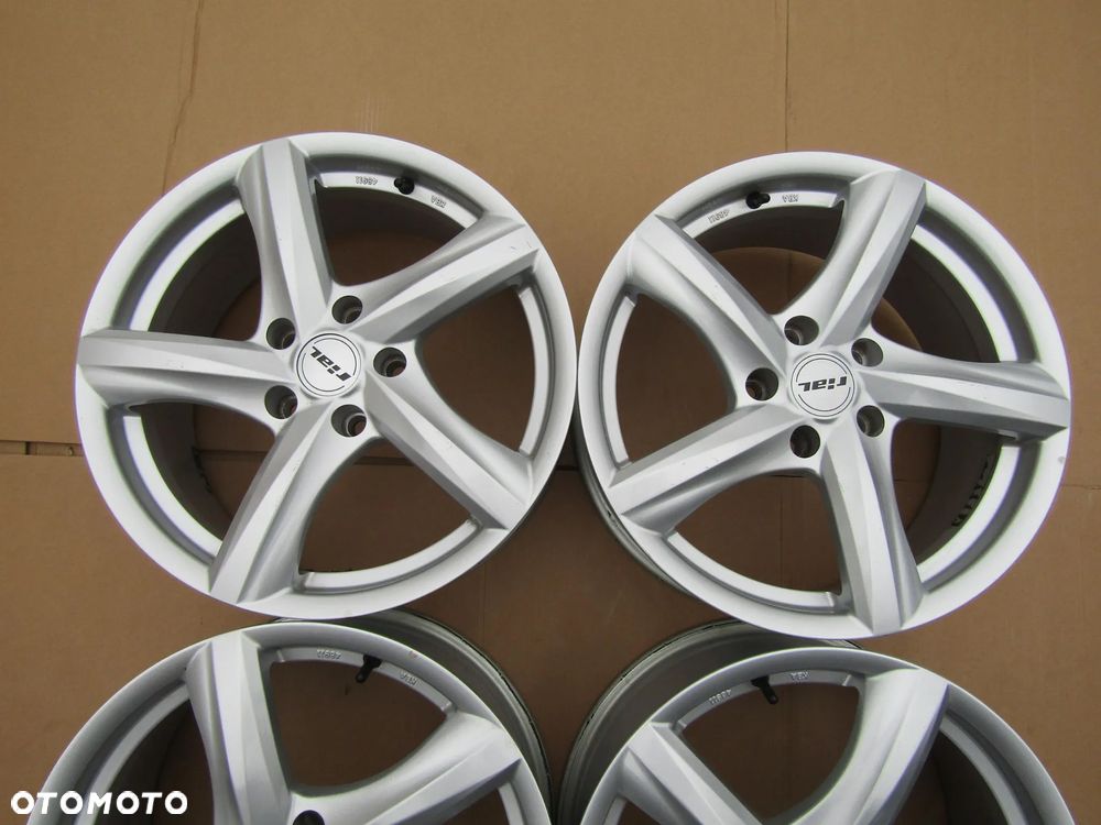 4x Felgi Aluminiowe 17 Kia Ceed I II III Niro Venga / Hyundai i30 II III ix35 ix20 Tucson Mazda 3 5 6 CX-3 CX-5 CX-7 CX-30 CX-50 Mitsubishi Lancer Outlander ASX  7 j 5x114,3 ET45 + czujniki TPMS - 4