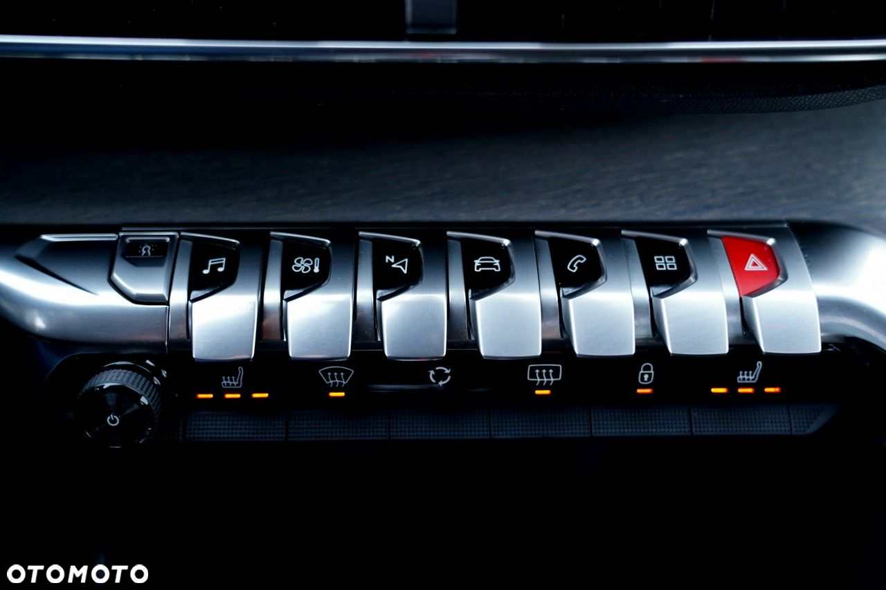 Peugeot 5008 BlueHDI 180 EAT8 GT - 30