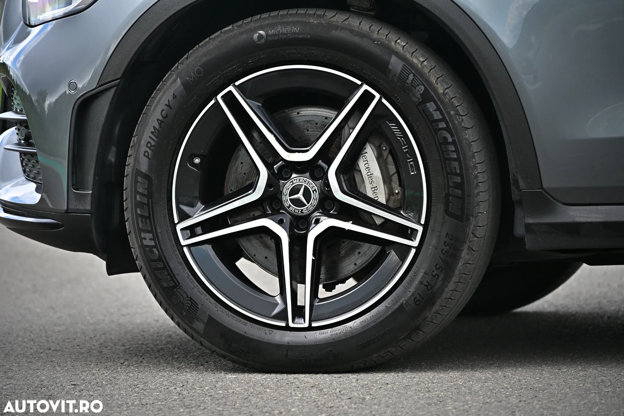 Mercedes-Benz GLC 300 d 4MATIC - 18