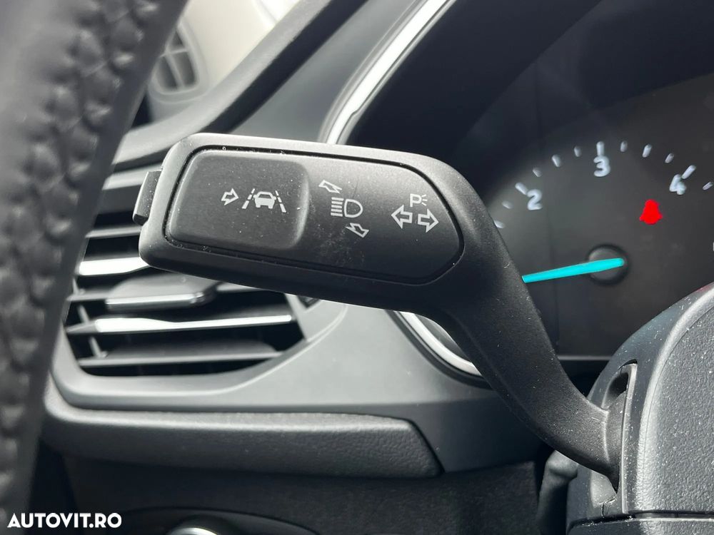 Ford Focus 1.5 EcoBlue Active - 17