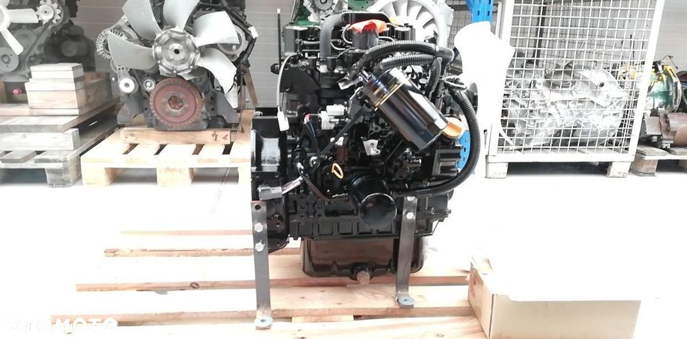 SILNIK YANMAR 3TNV88-BMNK 1,642L 28.2kW / 3000rpm 14500 zł netto - 6