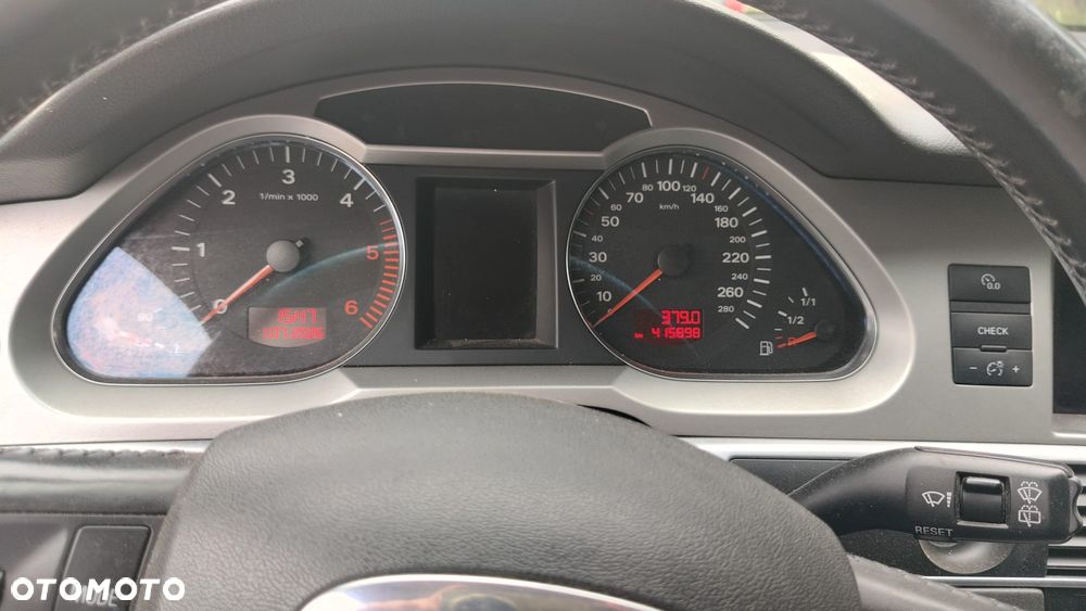 Audi A6 Allroad - 4