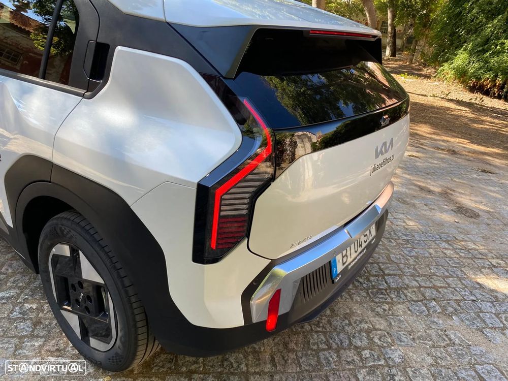 Kia EV3 58.3 kWh Drive - 47