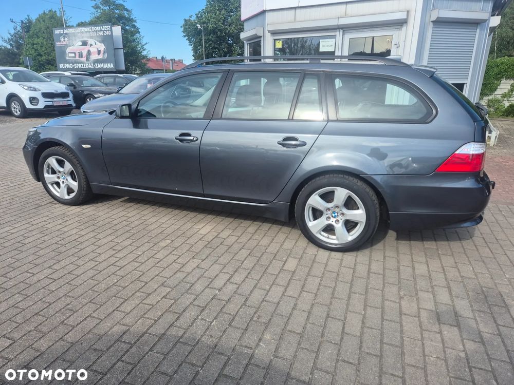 BMW Seria 5 525i - 8
