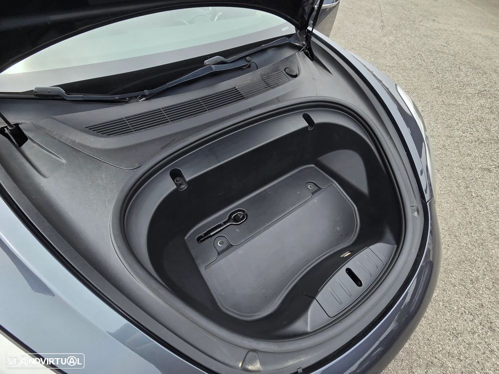 Tesla Model 3 Long Range AWD Dual Motor - 27