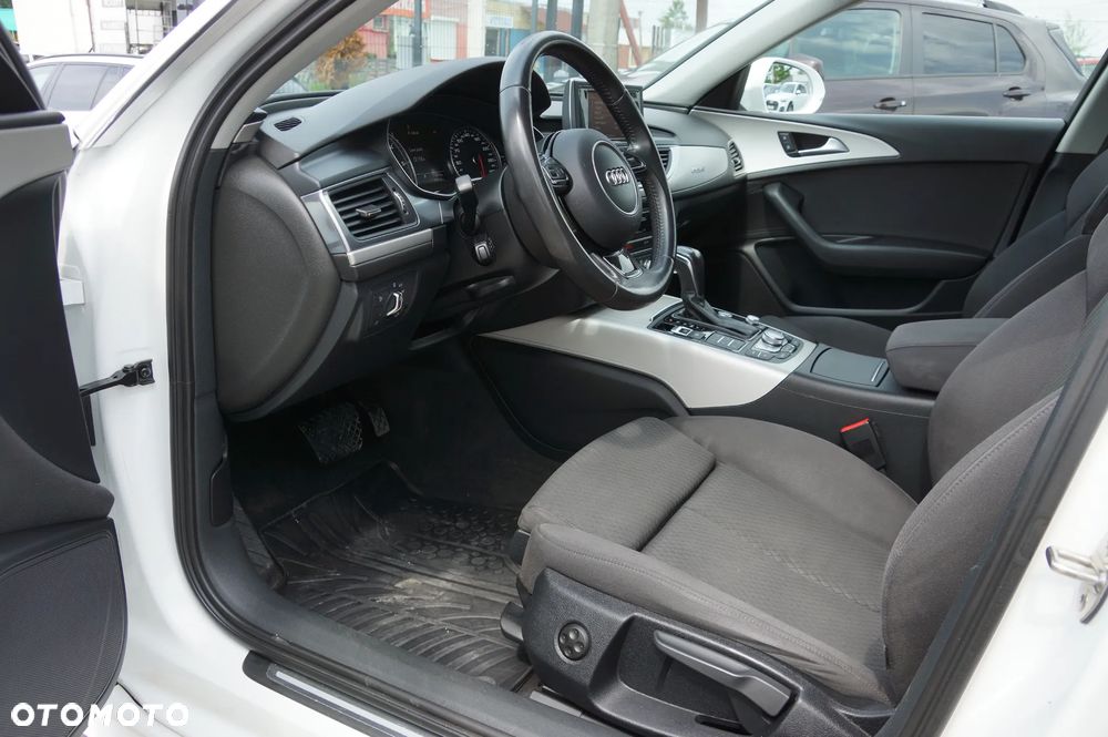 Audi A6 Avant 2.0 TDI quattro S tronic - 24